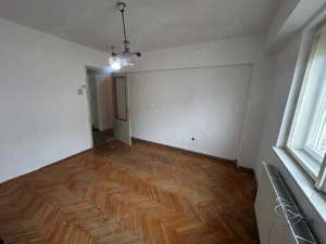 Apartament cu 3 camere de vanzare micro 16 - imagine 2