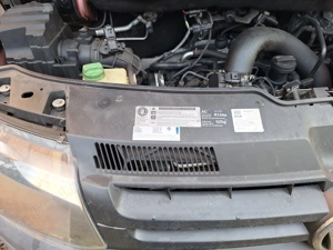 VW T5 2011 2.0 TDI 102 CP - imagine 4