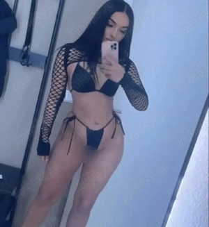 Carina, Fac si deplasări!!Party - imagine 2