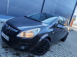 Opel corsa D 1.3 diesel!An 2011! 1650 de euro ușor negociabil!!