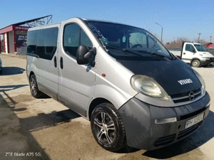 vand Opel vivaro 5+1 locuri - imagine 4
