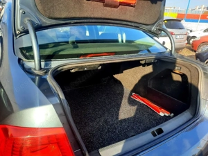 Passat 4x4 Berlina - imagine 7