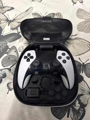 Controller Sony DualSense Edge pentru PS5, stare foarte bună.