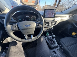 Ford Focus 1.5 benzina 2020 - imagine 3