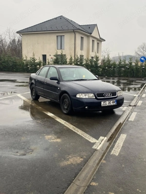Vând Audi 2001, benzina