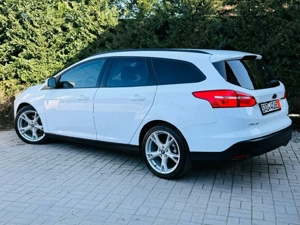 Ford Focus 1.5Benzina Navi Led Camera Euro6 - imagine 4