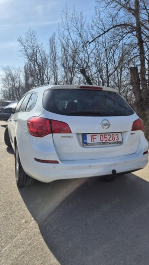 Opel Astra J - imagine 6