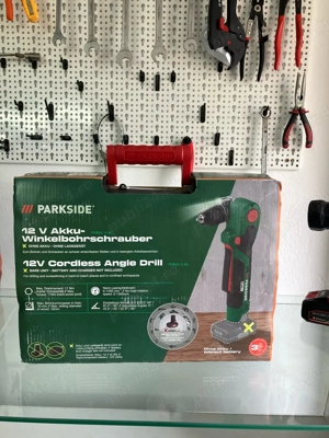 Masina de insurubat si gaurit unghiulara parkside 12V