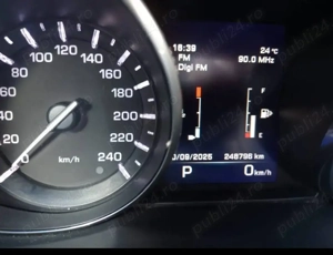 Vand Land Rover Discovrey - imagine 3