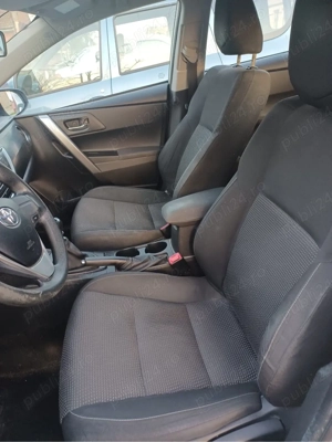 Toyota Auris 1.3 16V - imagine 5