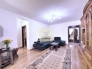 Apartament complet utilat 3 camere balcon parcare zona Mandra