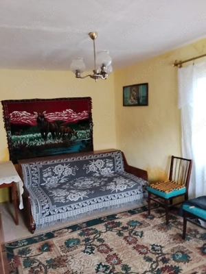 Casă bătrânească de vanzare - imagine 6