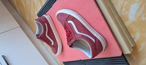 Adidasi din piele naturala Vans 45