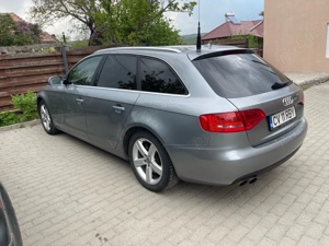 Audi A4 B8 2.0 stare foarte buna - imagine 3