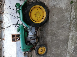 Tractor și utilaje agricole de vânzare 