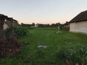 Loc de Casa  1400 mp