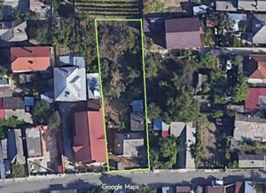 Teren intravilan cu casă în Tulcea