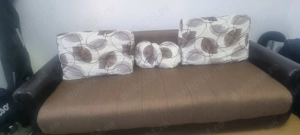 Vând canapea stare foarte buna