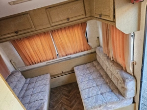 Rulota inmatriculta cu 2 zone dormit 5 persoane se vinde ci transcriere Mma 1000 kg Proprie 850 Anul - imagine 2