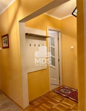 Decomandat cu 2 b #259;i si 2 balcoane la etajul 3 - imagine 4