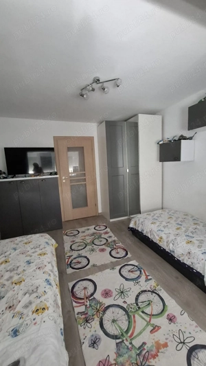 Vând apartament în zona Modern - imagine 9