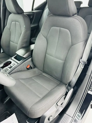 VOLVO Xc-40 - imagine 14