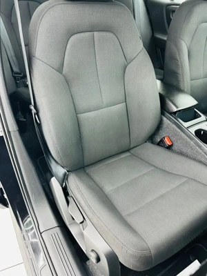 VOLVO Xc-40 - imagine 17