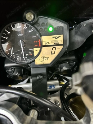 Yamaha R1 BigBang - imagine 4