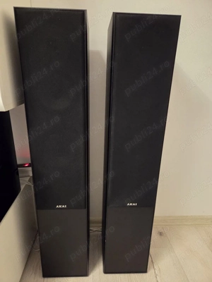 boxe akai pasive podea