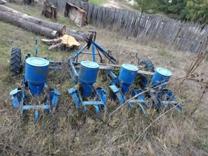 Vând tractor și samanatoare mecanica  - imagine 7