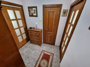 Apartament 3 camere zona Capitol - imagine 11