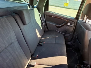 Dacia Duster impecabil - imagine 7