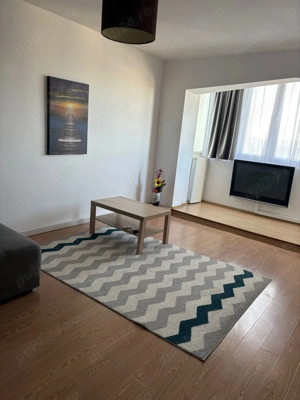 Inchiriez apartament 3 camere