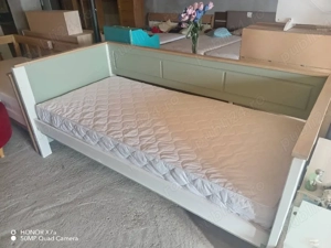 Pat nou din lemn pt o persoana de vânzare 