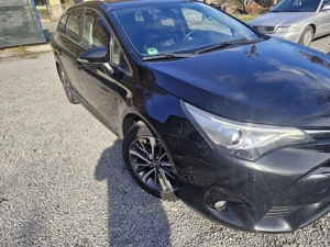 Se vinde TOYOTA AVENSIS edition S 2016 - imagine 2