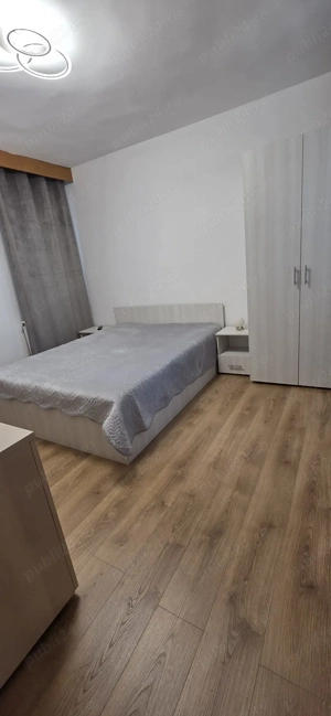 Inchiriez apartament 3 camere decomandat - imagine 10