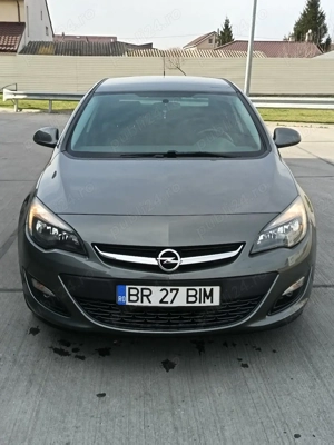 opel astra j 2019 - imagine 3