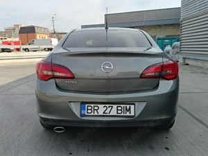 opel astra j 2019 - imagine 5