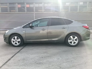 opel astra j 2019 - imagine 4