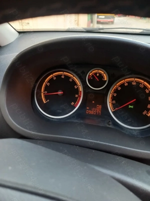 Autoturism opel  corsa de vânzare 