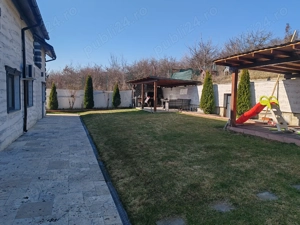 Se vinde casa într-o poziție deosebită  - imagine 5