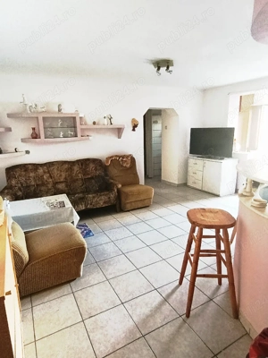 apartament de vânzare cu 3 camere  - imagine 4
