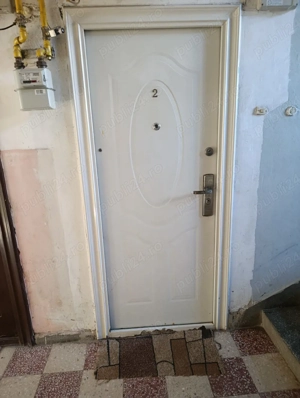 apartament de vânzare cu 3 camere  - imagine 9