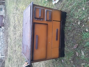 Vând sobă bucătarie tablă,stare foarte buna,culoarea maro