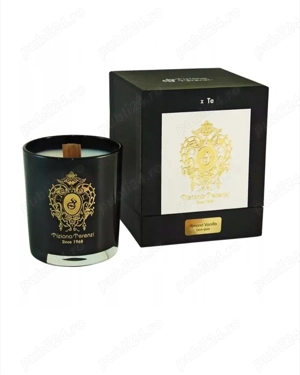 Lumânare decorativă de lux   miroase foarte bine