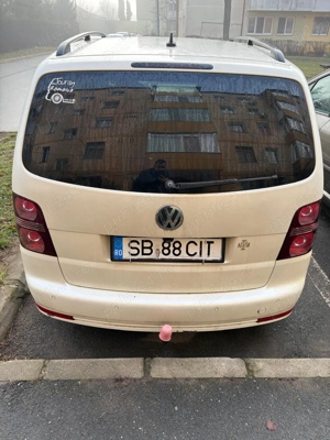 Vând Wv Touran motor 2.0 Diesel 2009 - imagine 4