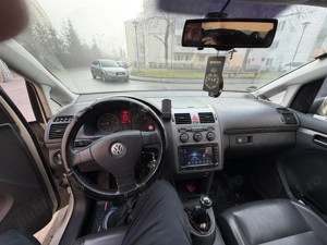 Vând Wv Touran motor 2.0 Diesel 2009 - imagine 5
