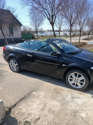 vand renault megan - imagine 3