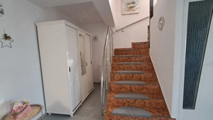 Casă de vânzare în Veterani - imagine 5