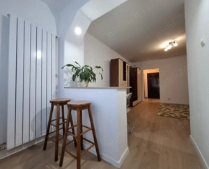 Garsonieră recent renovată situată în zona Astra (5 min de Centrul Civic AFI Mall) 